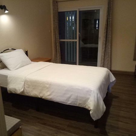 Little Guest House Hotel Chiang Mai Exteriör bild